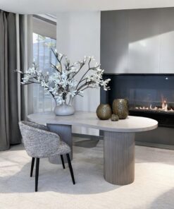 eettafel-tafel-organische-vorm-organisch-beige-eiken-hotel-chic