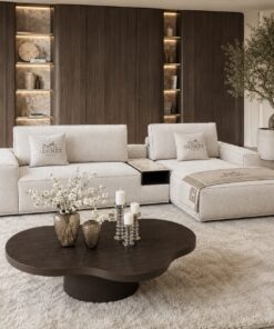 Luxe maatwerk elementen bank Carón met geïntegreerde tafel, Dubbelman Design hotel chique interieur