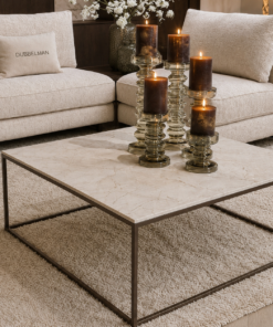 Corner Bench salontafel met Anodic Brown metalen frame en keramiek breccia reale blad, luxe maatwerk salontafel